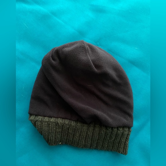 Burton knit hat - Picture 6 of 6